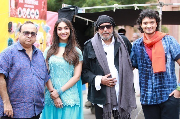 ‘డిస్కో డ్యాన్సర్’ హంగామా : కొడుకు డెబ్యూ మూవీలో తండ్రి స్టెప్పులు!