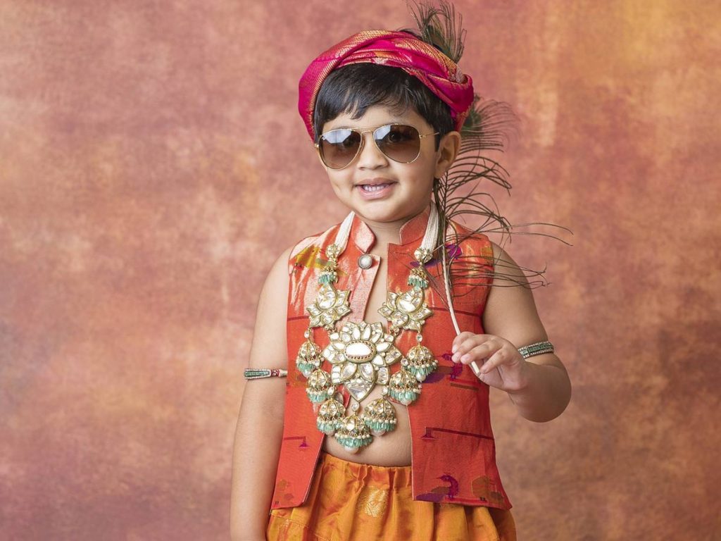 Manchu Vishnus Son Avram Turns Krishna