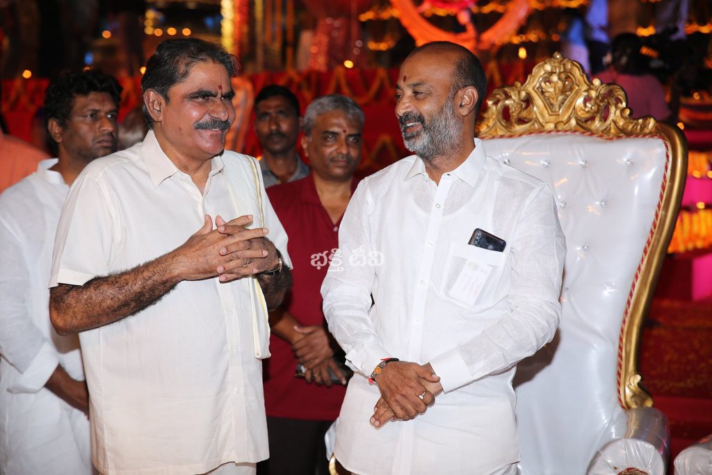 NTV Narendra Chowdary with Sri Bandi sanjay at Koti Deepotsavam 2021