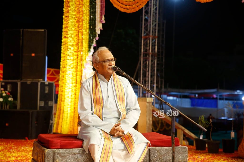 Sri Mallapragada Srimannarayana Murthy Pravachanam at Koti Deepotsavam 2021 day 6
