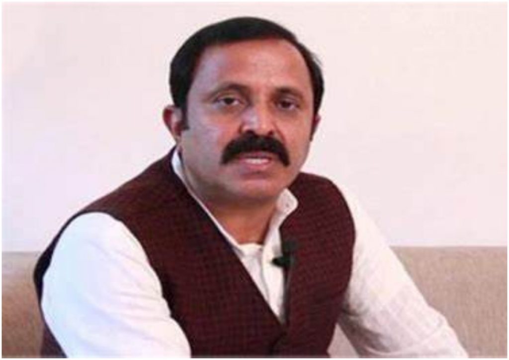 Ex Mp Madhu Yaski Shocking Comments On Kcr And Modi