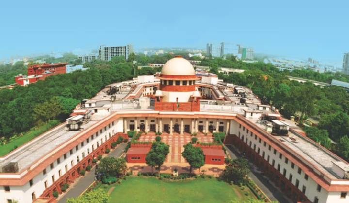 Supreme Court Refuses Urgent Hearing On Rs 2000 Note Matter Will Go To Chief Justice