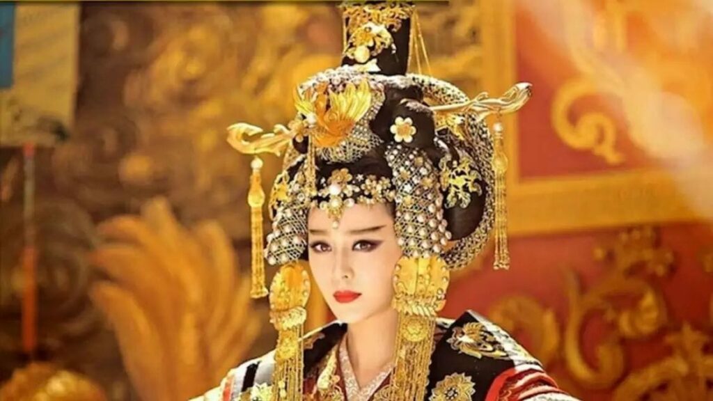 Worlds Richest Woman The Richest Woman In The World Do You Know How Much She Has