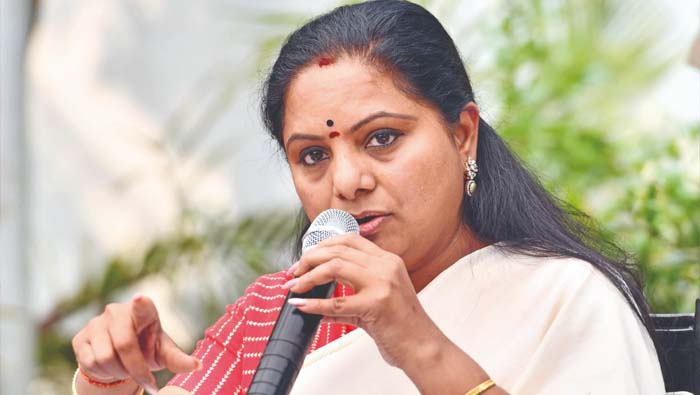 Mlc Kavitha Slams Andhra Over Godavari Waters Announces Statewide Rail Roko On July 17