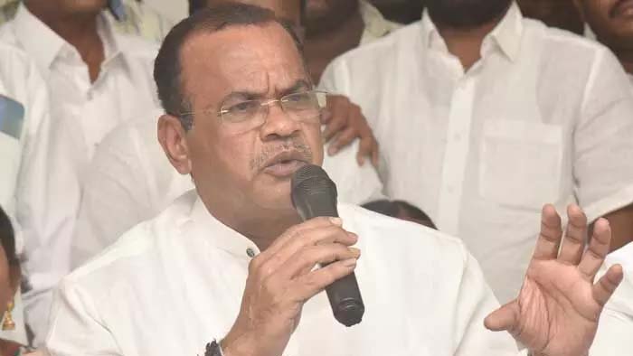 Minister Komatireddy Venkat Reddy Made A Key Statement On Farmers Assurance
