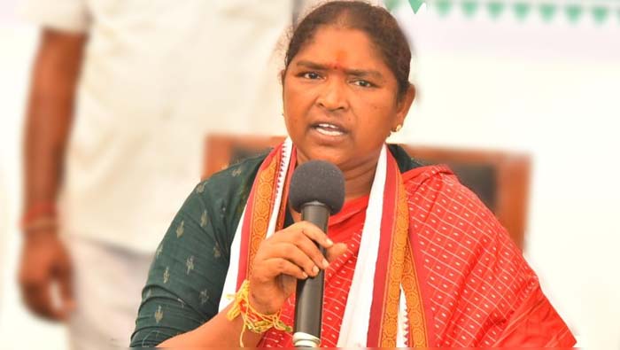 Minister Seethakka Sensational Comments On Bjp