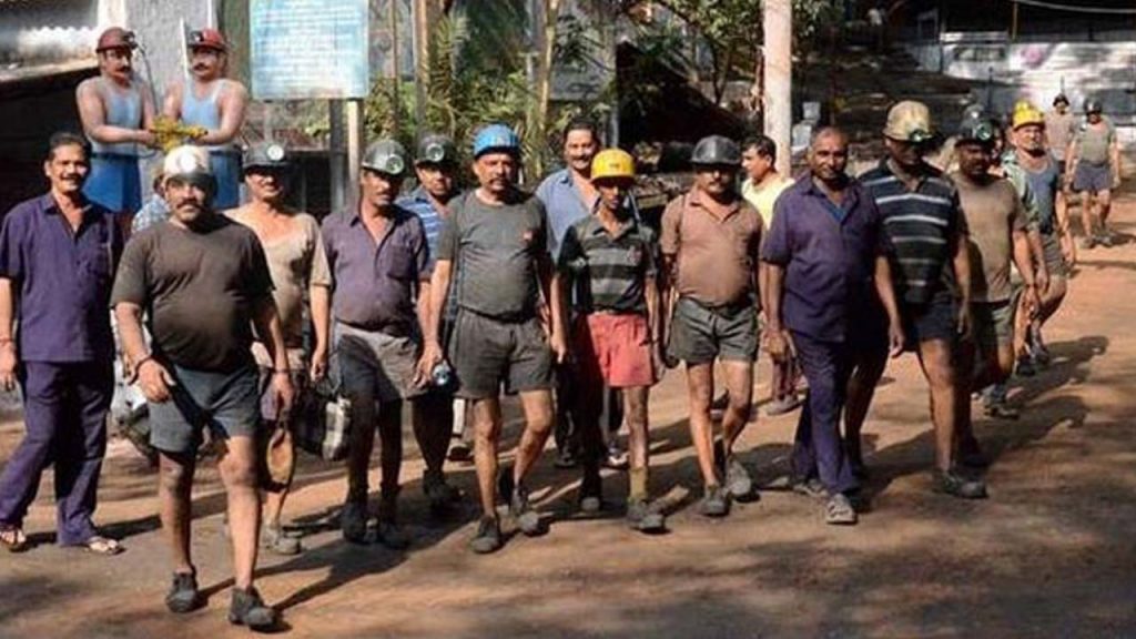 Singareni Workers Free Insurance 10 Lakhs