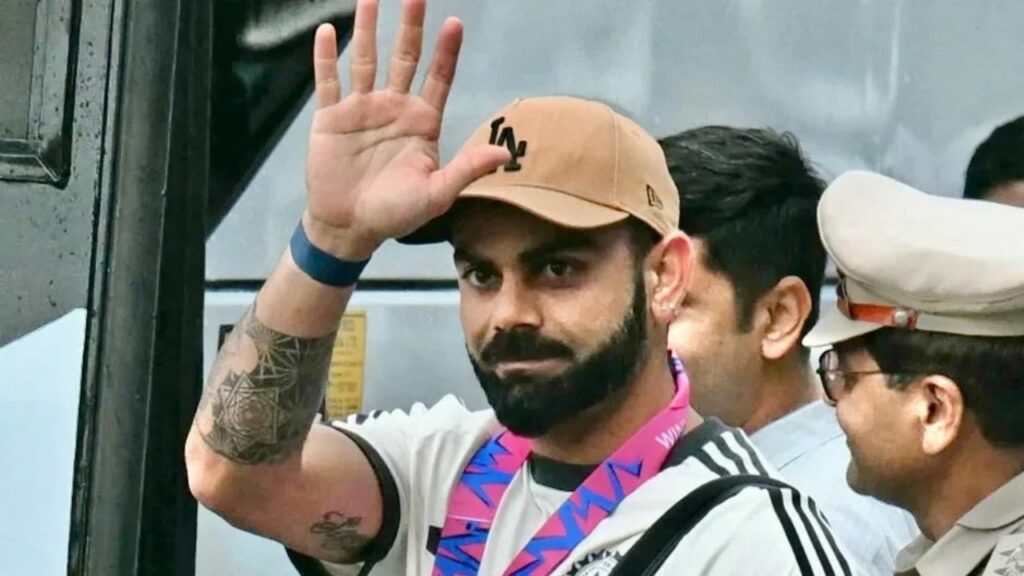 Virat Kohli Fly For London To Meet Anushka Sharma