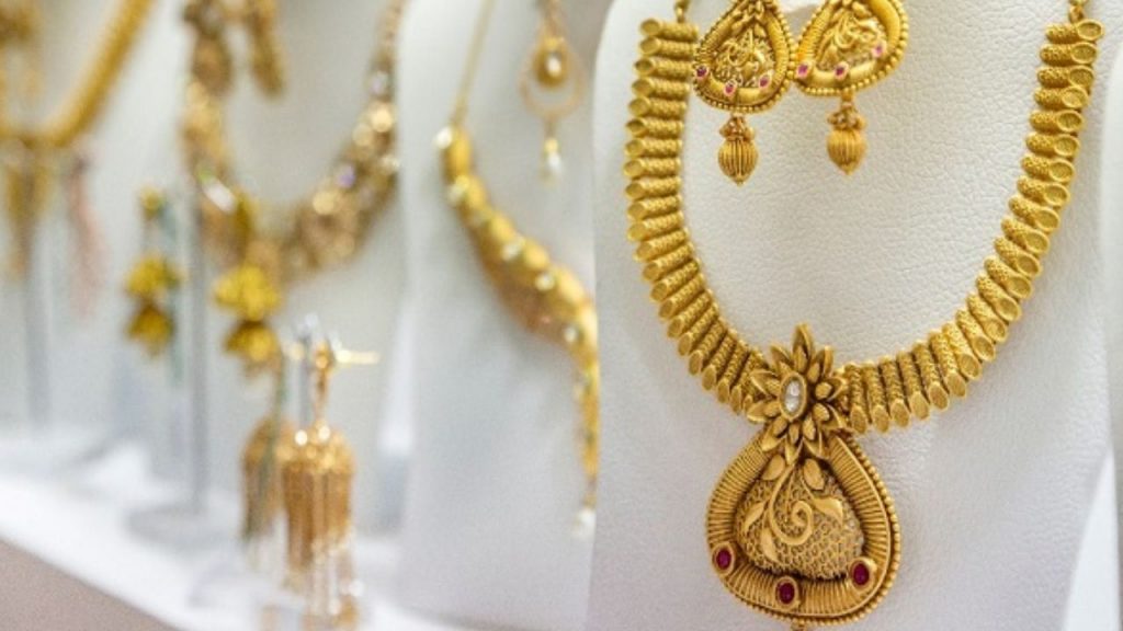 Gold Rate Today Gold Price Decreased In Hyderabad On 14 August 2024
