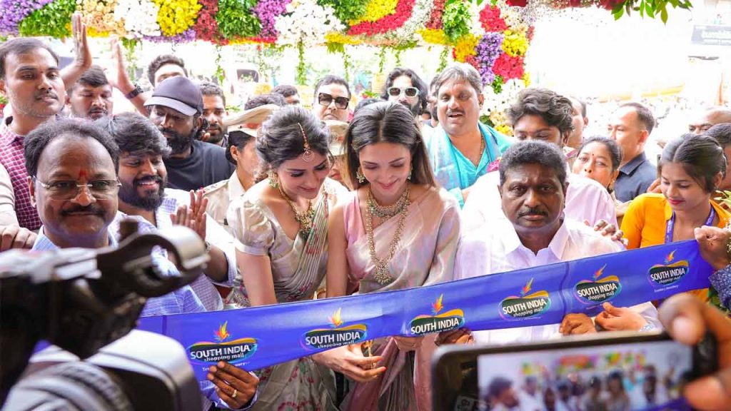 South India Shopping Mall 36th In Kothagudem Is Off To An Auspicious Start