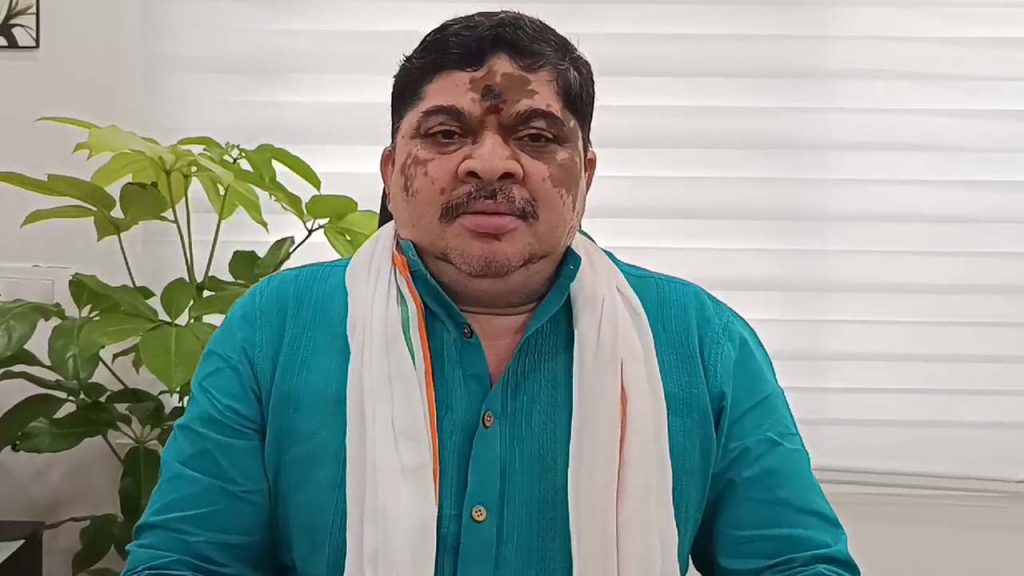 Ponnam Prabhakar Inaugurates 3rd Credai Warangal Property Show