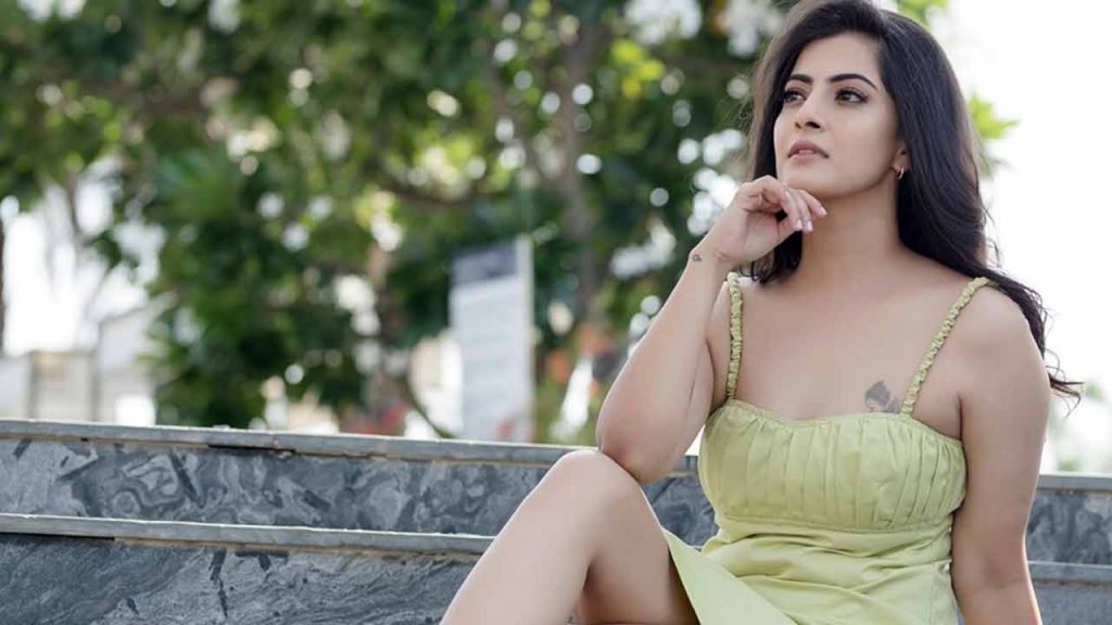 Director Sanjeev Megoti Slams Varalaxmi Sarathkumar Police Complaint Promotions Controversy