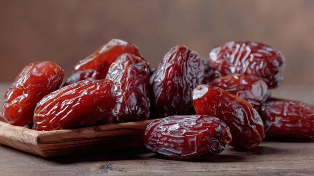 Eating Dates Daily Many Health Benefits For Body