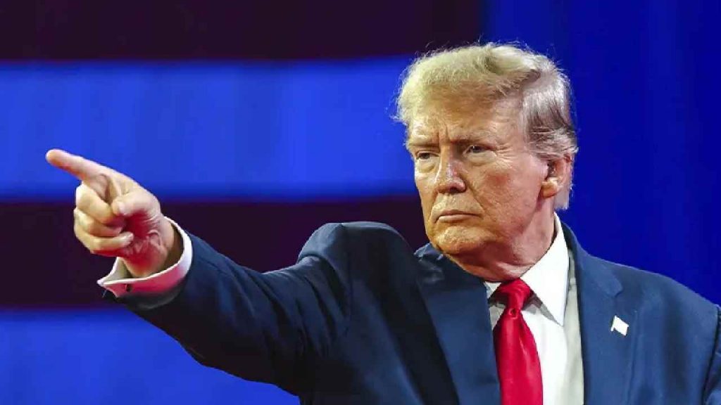 Trump Warns Iran Total Obliteration Hormuz Strait Oil Market Impact