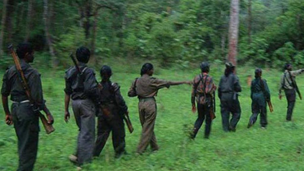 Mulugu Maoists Surrender Police Financial Aid