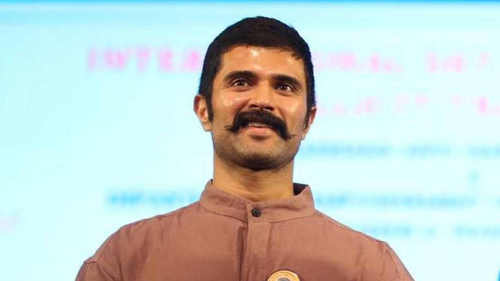 Vijay Devarakonda Inspires Young Talent At Little Hearts Success Event