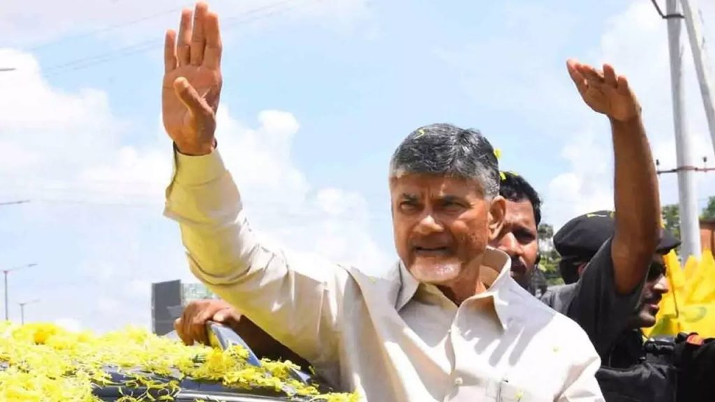 Cm Chandrababu Visit To Swachh Andhra Swarna Andhra Programs In Macherla