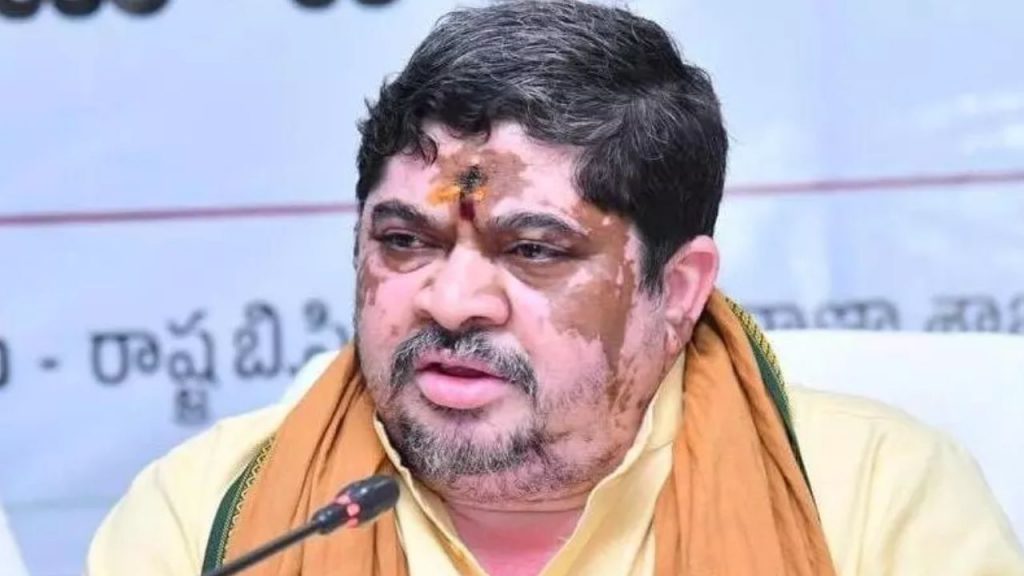 Ponnam Prabhakar Tsrtc Moves From Closure Threat To Profits New Hopes In 2026