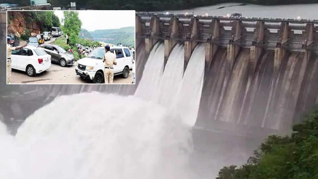 Srisailam Project 3 Gates Opened Leading To A Surge In Tourists Wanting To Witness The Spectacle