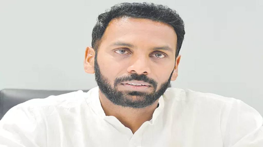 Former Mla Shilpa Ravi Fires On Ap Government