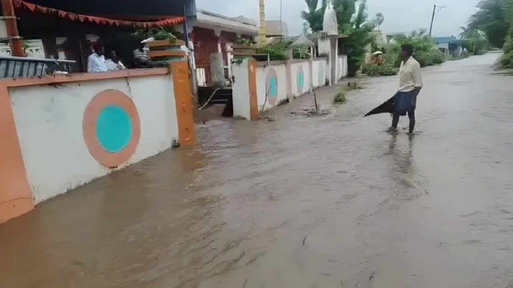 Jagitial Floods Sthambampalli Pedda Cheruvu Risk