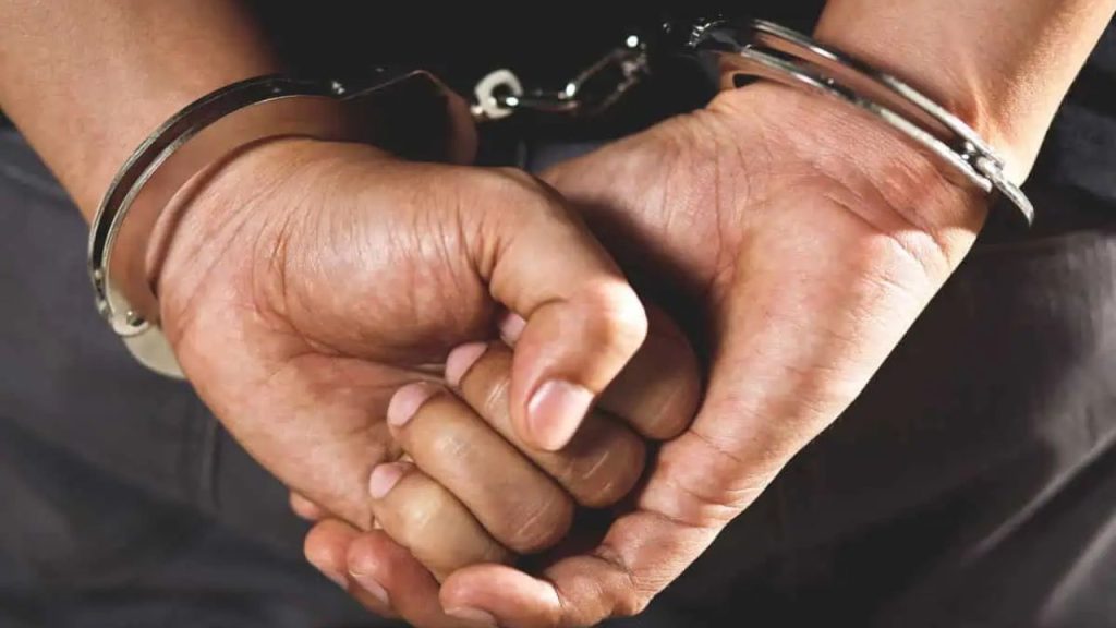 Fake Airforce Officer Arrested Cheating Young Women Hyderabad