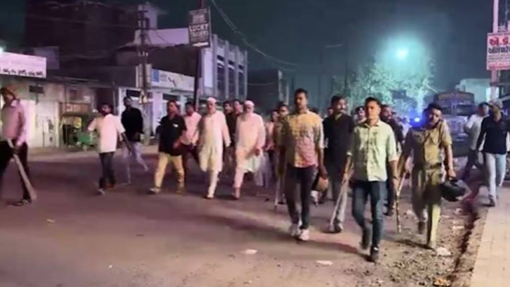 Godhra Police Station Attack Communal Clash