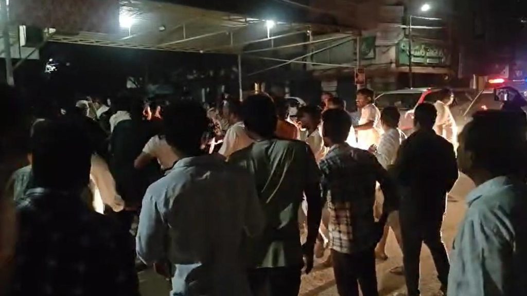 Midnight Clash In Kovvur Jana Sena Activists Protest After Alleged Attack By Nda Alliance Leaders