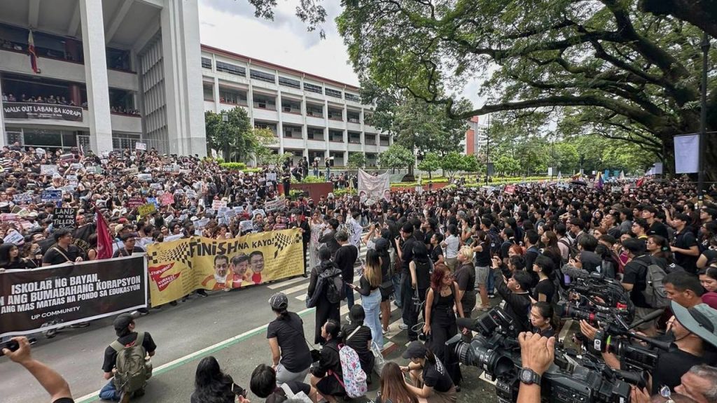 Philippines Trillion Peso March Protests Political Crisis