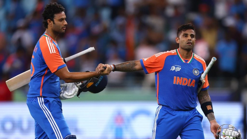 Ind Vs Pak Suryakumar Yadav Refuses Handshake With Pakistan Captain In Asia Cup 2025 Wins Fans Praise