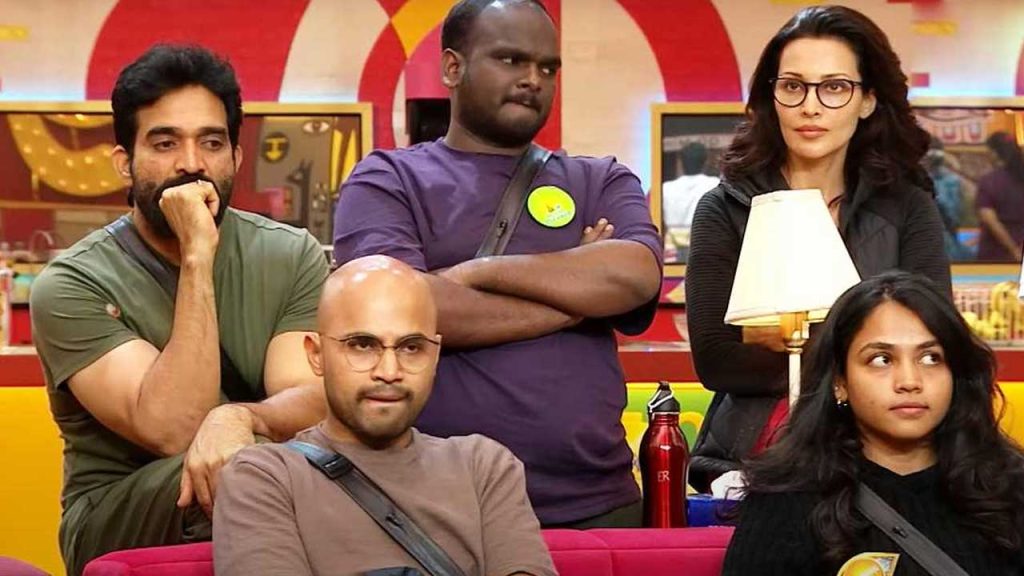 Bigg Boss 9 Maryada Manish Eliminated In Second Week