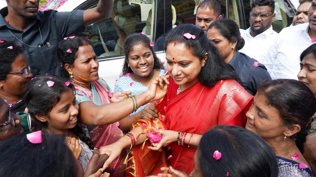 Kavitha Bathukamma Celebrations Chintamadaka