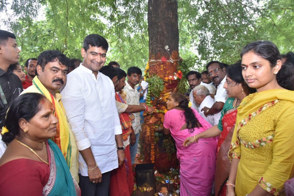 Minister Srinivas Urges People To Participate In Paidithalli Ammavari Festival And Vizianagaram Celebrations