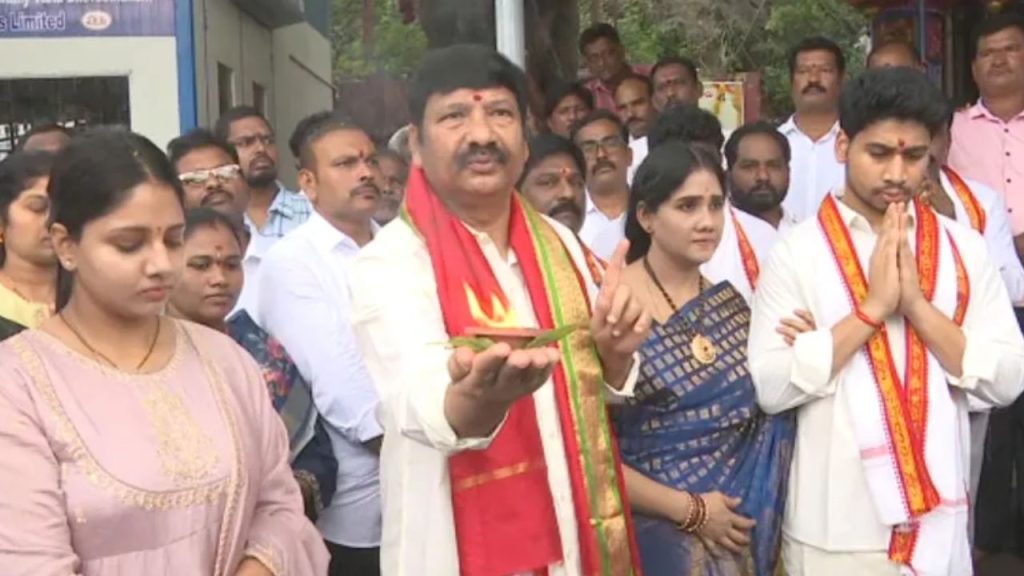 Jogi Ramesh Declares Innocence In Fake Liquor Case Takes Oath Before Goddess Kanakadurgamma