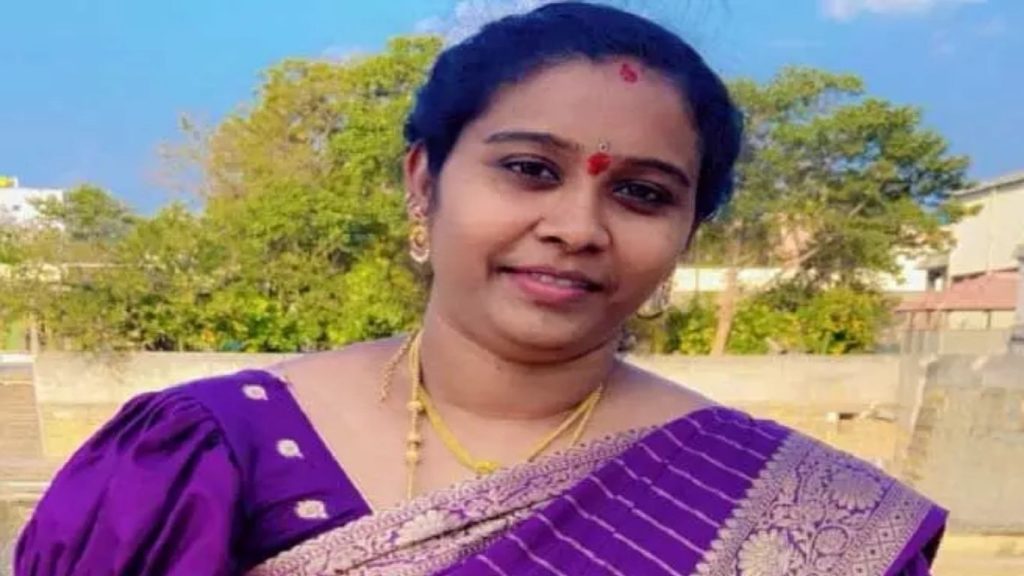 Telangana Wine Shop Tender Lucky Woman Wins Two Shops