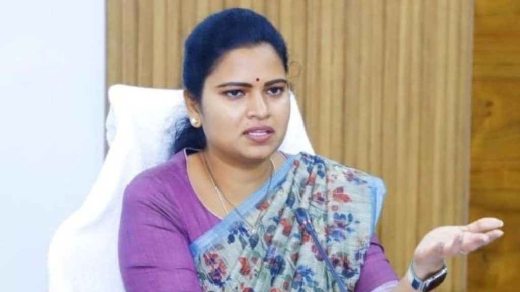 Vidadala Rajini Fires On Ap Government