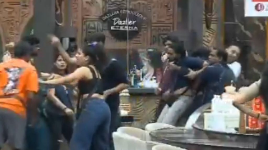 Bigg Boss Tamil Fight Promo Goes Viral Kamarrudin And Praveen Raj Clash Inside House