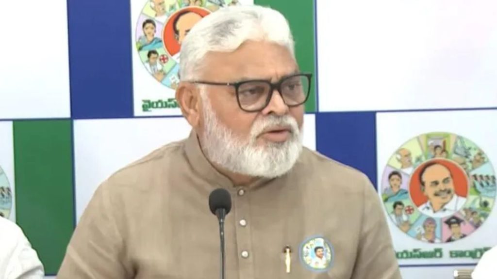 Ambati Rambabu: కమీషన్ల కోసమే పీపీపీ అనే దుర్మార్గమైన మోడల్.. మాజీ మంత్రి అంబటి కీలక వ్యాఖ్యలు..