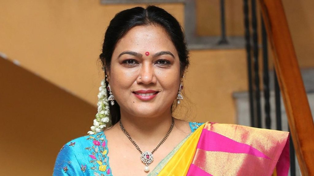 Hema : కేసు గెలిచాను.. కానీ అమ్మను కోల్పోయాను – హైకోర్టు తీర్పుపై నటి భావోద్వేగం