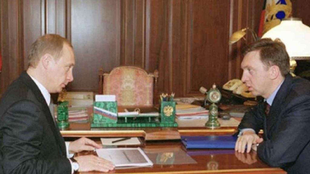 Indigo Chaos Sparks Sharing Of 2009 Putin Power Clip