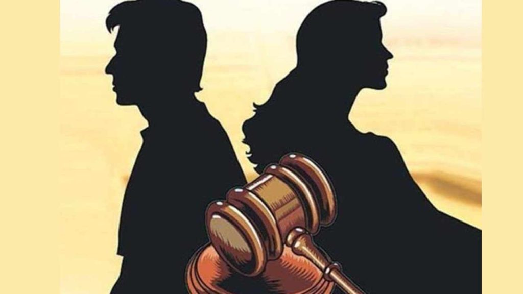 Maharashtra Pune Love Marriage Couple Files Divorce Within 24 Hours