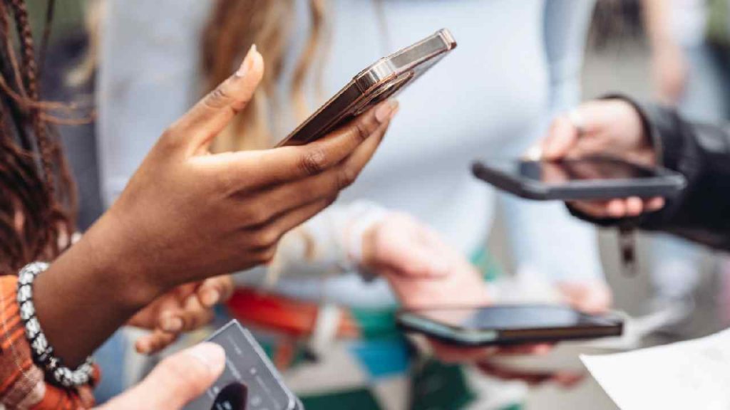 Madras High Court Urges Centre To Consider Australia Like Ban On Social Media For Under 16s