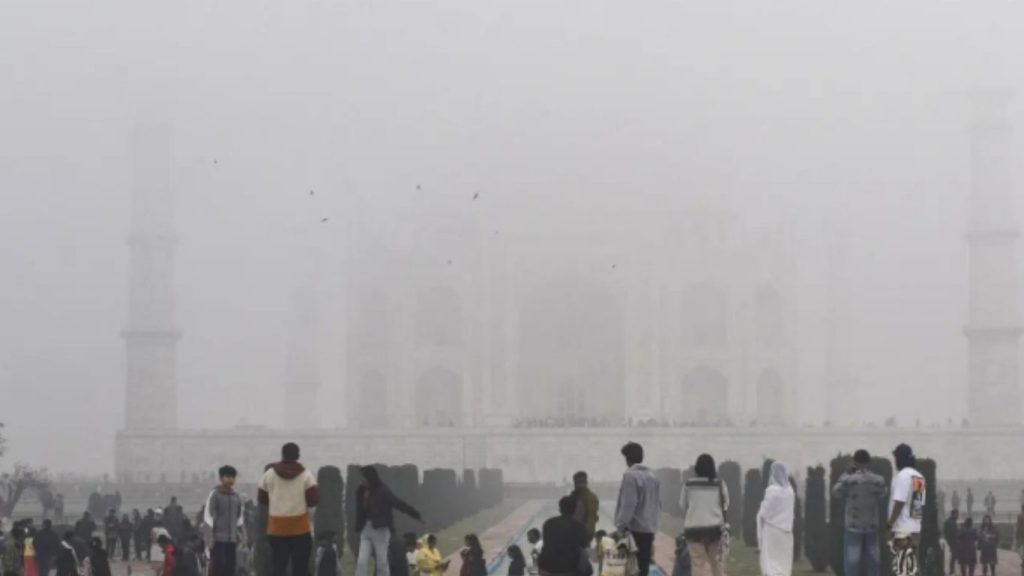 Taj Mahal Disappears In Dense Fog In Agra Shocks Tourists Viral Weather News