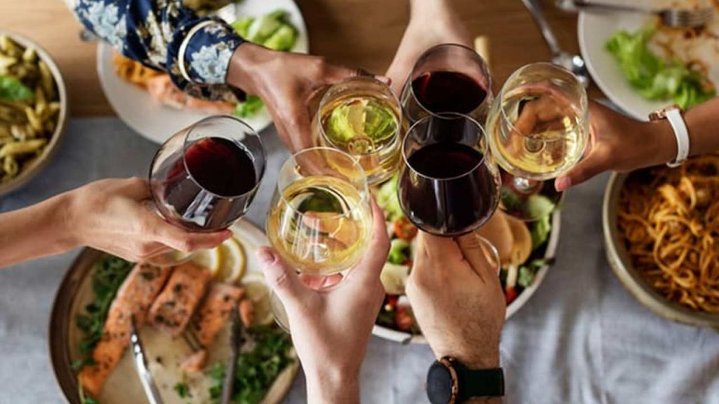 December 31 Drinking On Empty Stomach Health Risks