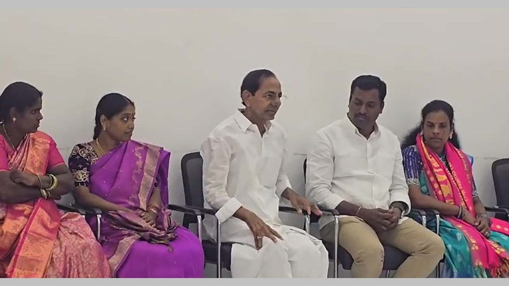 Unanimously Elected Sarpanches Of Erravalli And Narasannapeta Gram Panchayat Met Kcr
