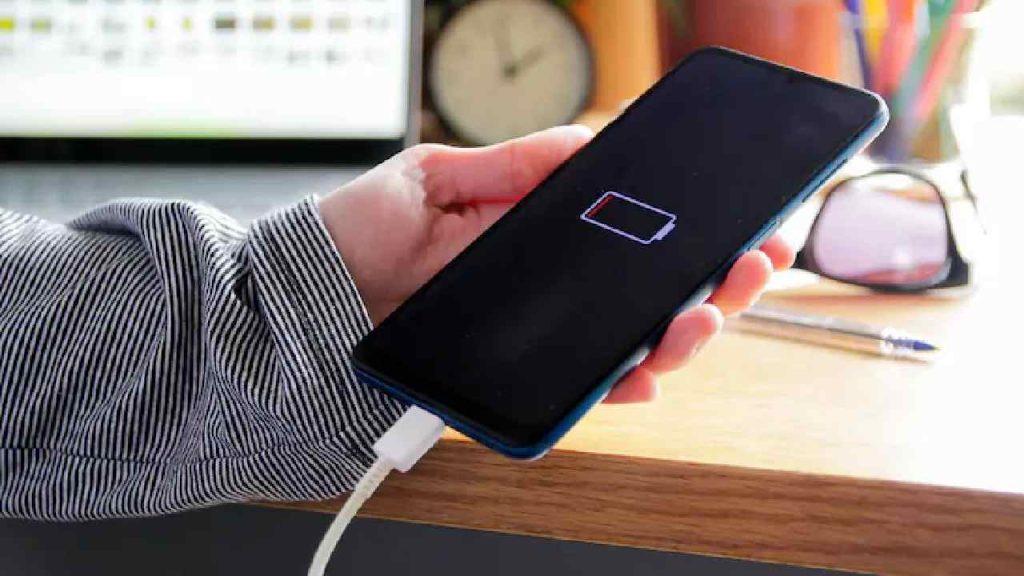 Why Your Phone Battery Drains Faster In Winter The Real Science Explained