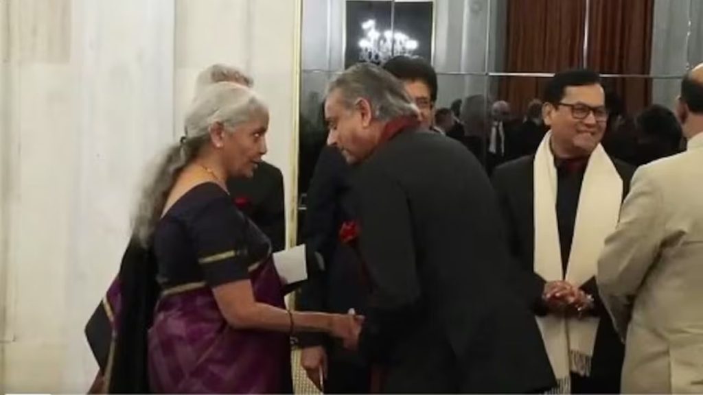 Rahul Gandhi Kharge Not Invited Putin State Dinner Shashi Tharoor Attends