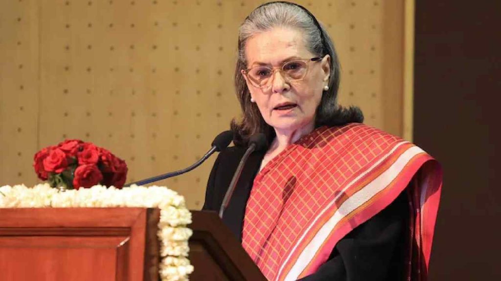 Sonia Gandhi Accuses Bjp Of Running A Campaign To Vilify Nehru