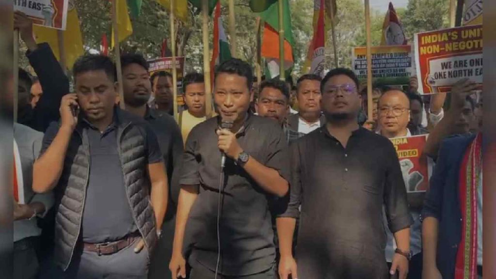 Indigenous Group Protests Outside Bangladesh Mission Issues 1971 Reminder