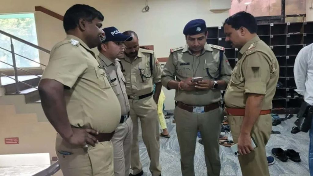 Student Forced To Perform Namaz At Medical College In Maharashtra